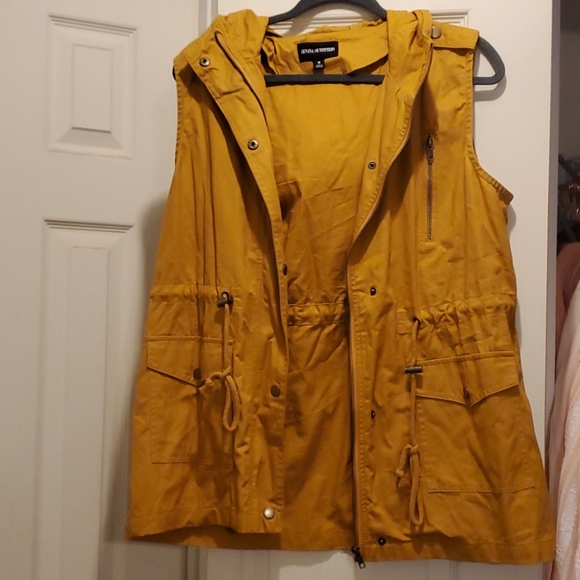 mustard utility vest
